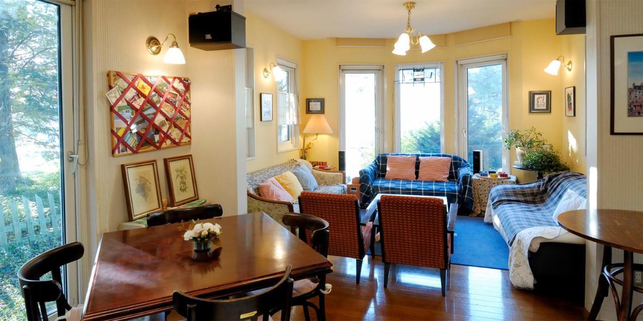 Bellscabin Guesthouse Каруидзава Екстериор снимка