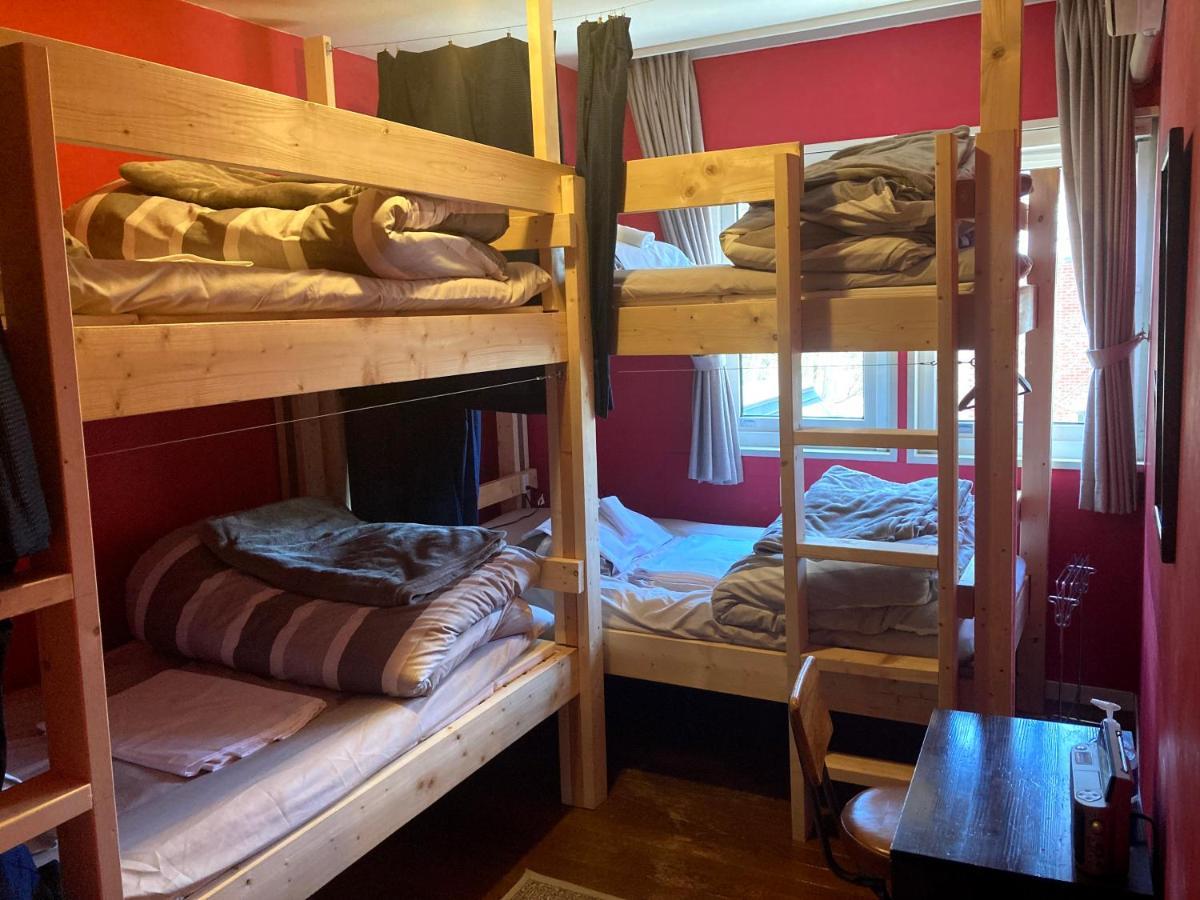Bellscabin Guesthouse Каруидзава Екстериор снимка