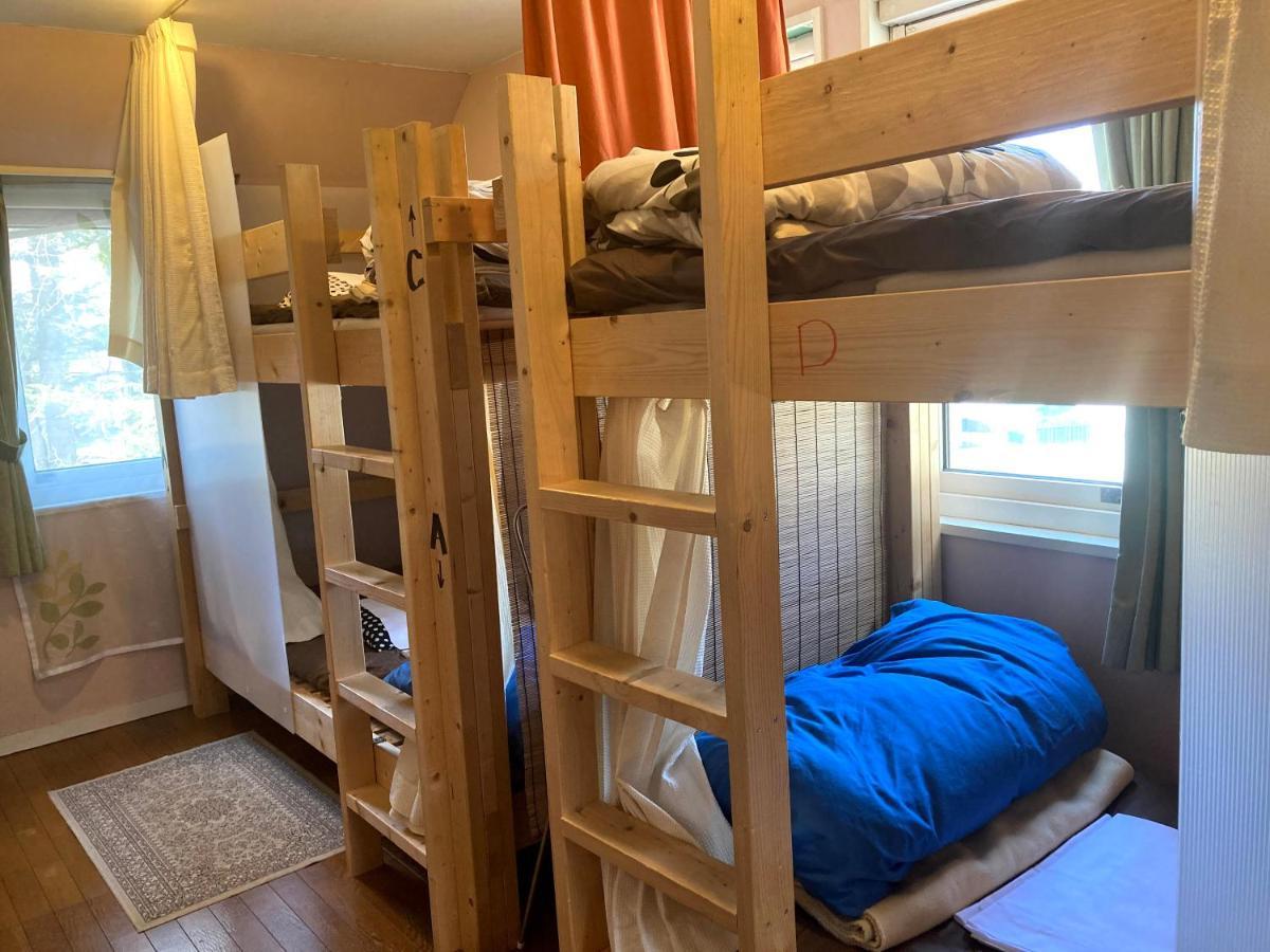 Bellscabin Guesthouse Каруидзава Екстериор снимка