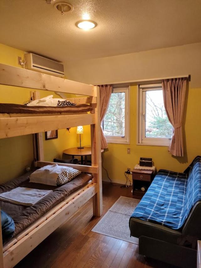 Bellscabin Guesthouse Каруидзава Екстериор снимка